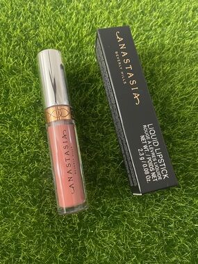 🆕 Anastasia ABH liquid lipstick in Crush (mini)